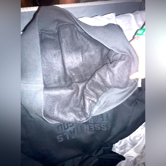 Essentials hoodie - Picture 2 of 2